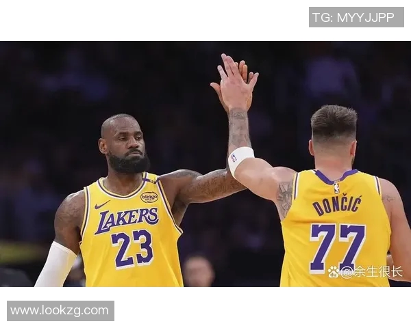 10月30日以来战绩：活塞7-0第1 湖人6-1第2 雷霆掘金火箭均5-1