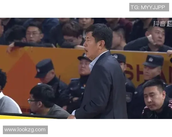 浙江主帅丁伟：很抱歉新赛季前两个主场都没拿下 打成这样没有客观理